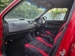 2004 Suzuki Swift III, красный, 480000 рублей, вид 5