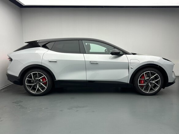 2026 Lotus Eletre S, серый, 12990023 рублей - вид 9