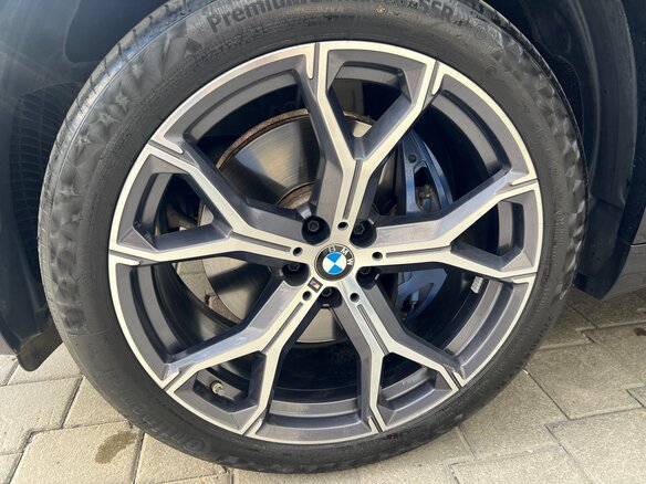2023 BMW X5 45e IV (G05/G18), чёрный, 11790000 рублей - вид 12
