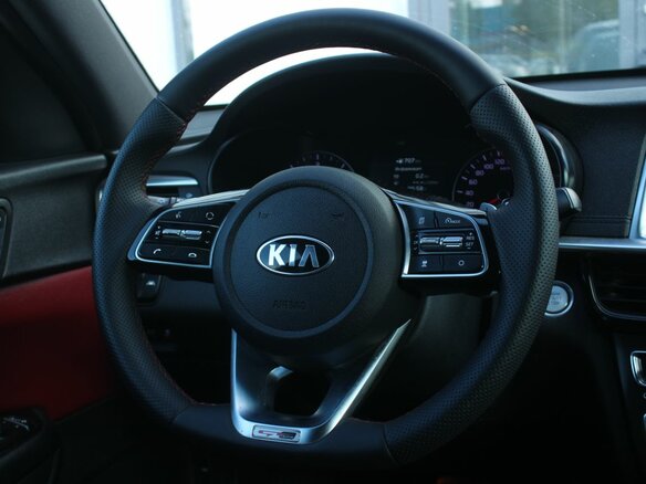 2018 Kia Optima IV Рестайлинг, серый, 1975000 рублей - вид 15