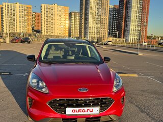 2022 Ford Escape IV, красный, 2480000 рублей, вид 3