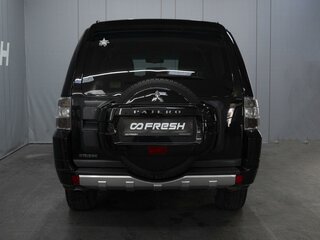 2013 Mitsubishi Pajero IV Рестайлинг 1, чёрный, 2050000 рублей, вид 4