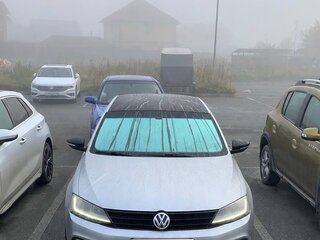 2015 Volkswagen Jetta VI Рестайлинг, серебристый, 950000 рублей, вид 2