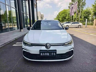 2024 Volkswagen Golf VIII Рестайлинг, белый, 2150606 рублей, вид 2