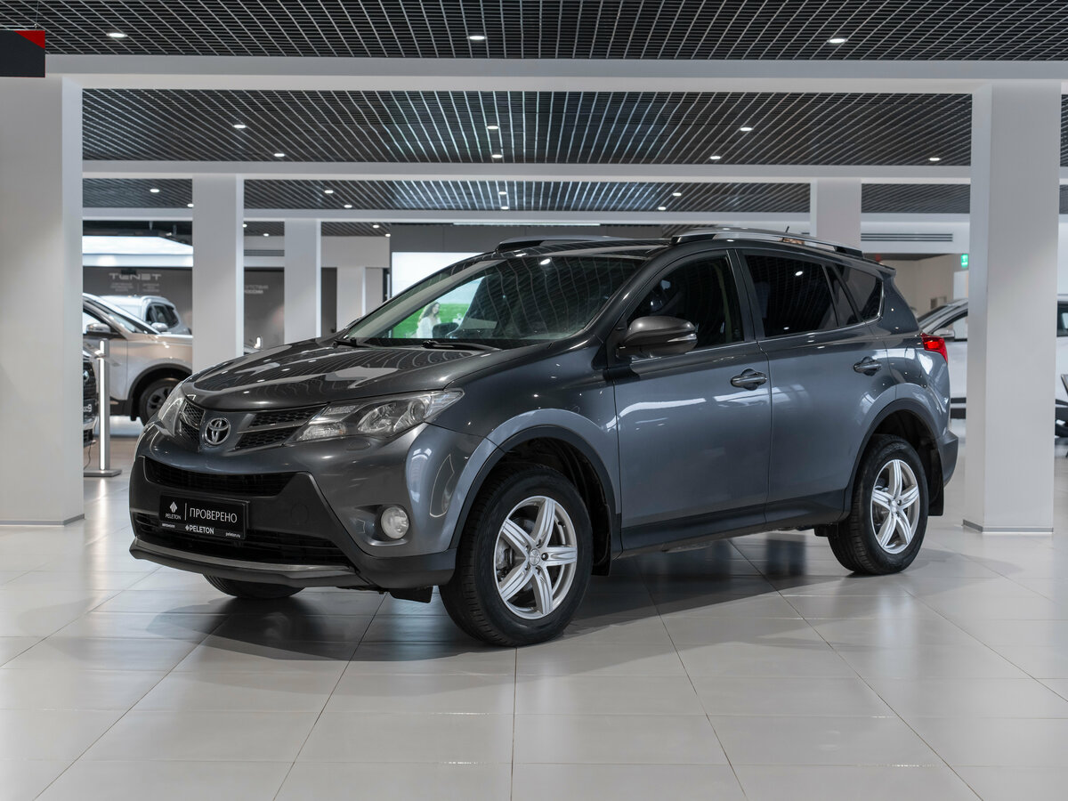 Открыть фотографии: Toyota RAV4 IV (XA40)