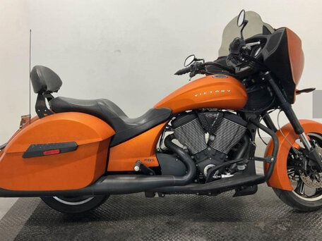 2012 Victory Cross Country, оранжевый, 540000 рублей, вид 1