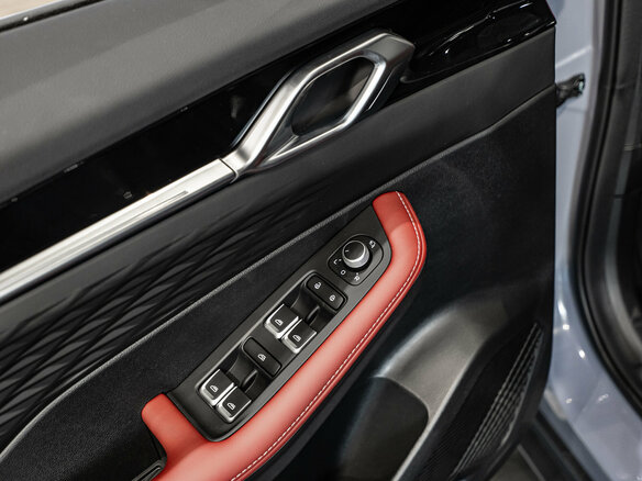 2026 Geely Coolray I Рестайлинг, фиолетовый, 2964990 рублей - вид 14