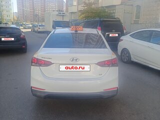 2017 Hyundai Solaris II, белый, 520000 рублей, вид 4