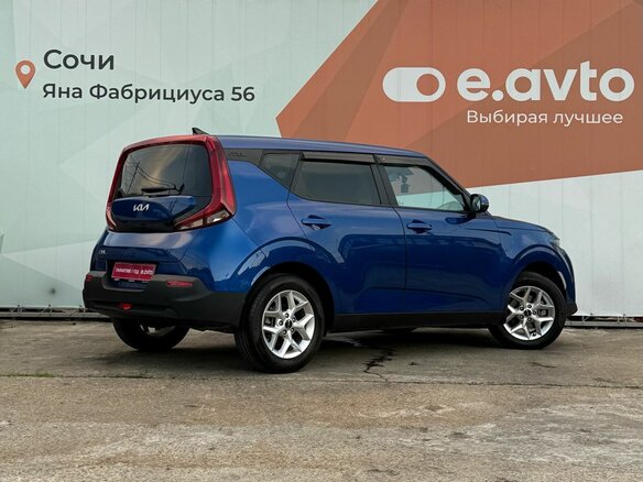 2022 Kia Soul III, синий, 2400000 рублей - вид 5