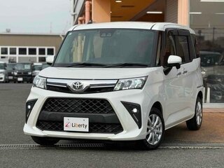 2020 Toyota Roomy I Рестайлинг, белый, 850000 рублей, вид 2