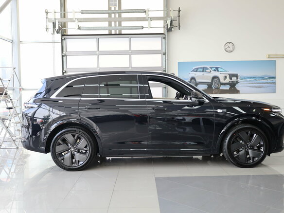 2026 Li Auto (Lixiang) L7 52.3 kWh I Рестайлинг, чёрный, 10690000 рублей - вид 3