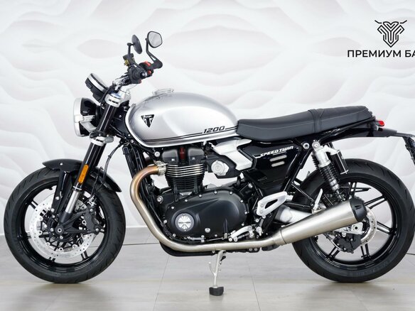 2026 Triumph Speed Twin, серебристый, 1599000 рублей - вид 1