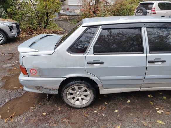 2004 Lada (ВАЗ) 2115, серебристый, 120000 рублей - вид 2