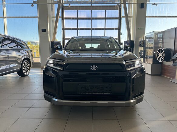 2026 Toyota RAV4 VI (XA60), чёрный, 4020000 рублей - вид 1