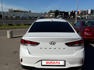 2017 Hyundai Sonata VII (LF) Рестайлинг, белый, 2000000 рублей, вид 2