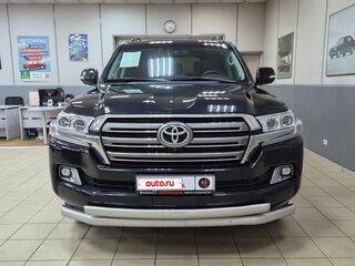 2015 Toyota Land Cruiser 200 Series Рестайлинг 2, белый, 4480000 рублей, вид 2
