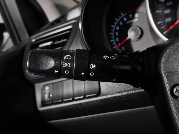 2017 Kia Rio III Рестайлинг, белый, 968000 рублей - вид 13