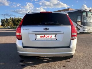 2011 Kia Ceed I Рестайлинг, серебристый, 650000 рублей, вид 4
