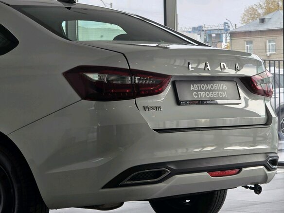 2024 Lada (ВАЗ) Vesta I Рестайлинг (NG), белый - вид 8