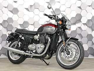 2023 Triumph Bonneville T120, красный, 1299000 рублей, вид 1