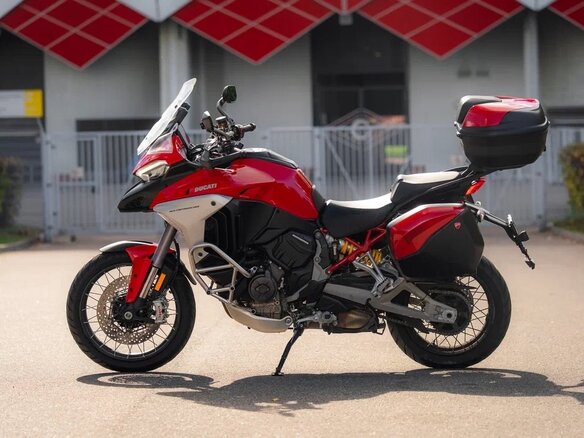 2021 Ducati Multistrada V4, красный, 1290000 рублей - вид 2