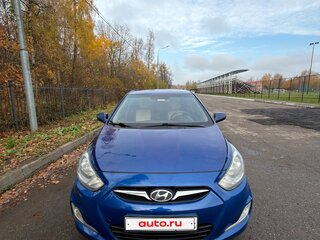 2011 Hyundai Solaris I, синий, 600000 рублей, вид 3