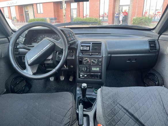 2002 Lada (ВАЗ) 2111, серый - вид 13