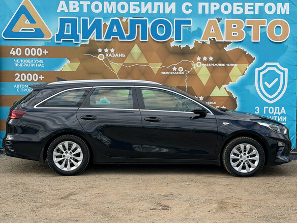 2019 Kia Ceed III, чёрный, 1549000 рублей - вид 3