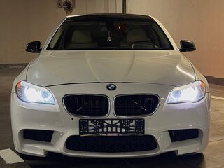2012 BMW 5 серии 528i xDrive VI (F10/F11/F07), белый, 2200000 рублей, вид 4