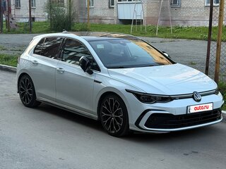 2021 Volkswagen Golf VIII, белый, 2600000 рублей, вид 1