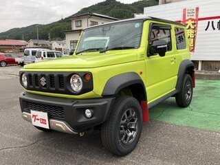 2022 Suzuki Jimny Sierra IV, жёлтый, 1750000 рублей, вид 4