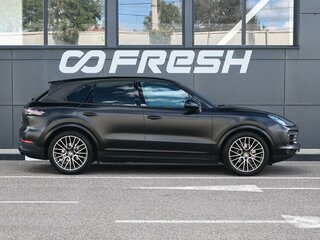 2020 Porsche Cayenne III, чёрный, 5709000 рублей, вид 5
