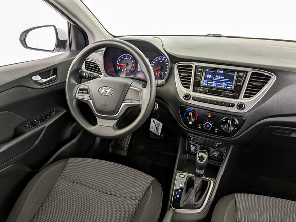 2022 Hyundai Solaris II Рестайлинг, белый, 1580000 рублей - вид 25