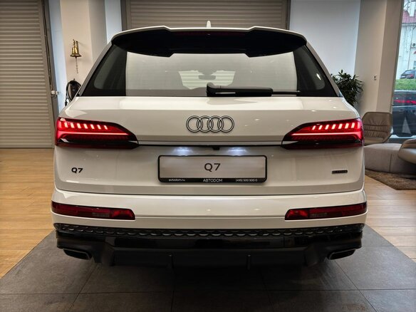 2025 Audi Q7 45 TFSI II (4M) Рестайлинг 2, белый, 11690000 рублей - вид 5