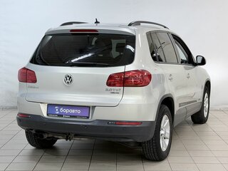 2012 Volkswagen Tiguan I Рестайлинг, серебристый, 1059000 рублей, вид 4