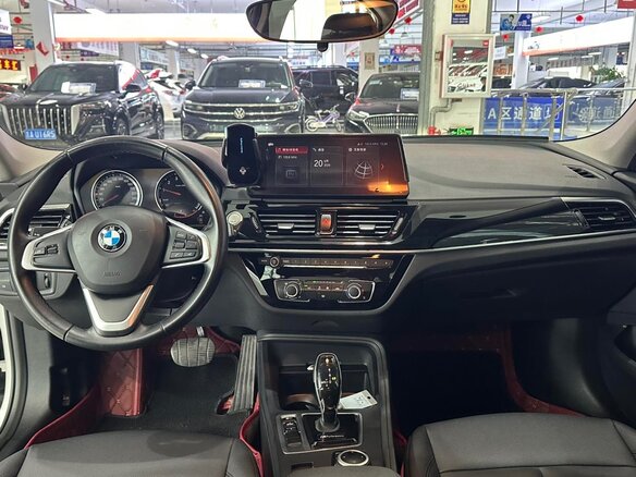 2023 BMW 1 серии 120i III (F52) Рестайлинг, белый, 1450000 рублей - вид 9