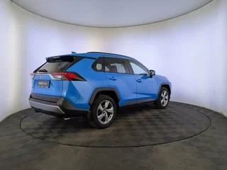 2019 Toyota RAV4 V (XA50), голубой, 2255000 рублей, вид 5