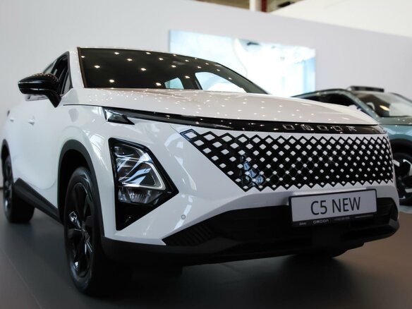 2026 Omoda C5 II, белый, 2629000 рублей - вид 4