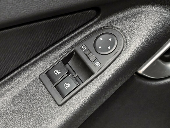 2025 Lada (ВАЗ) Granta I Рестайлинг, белый, 880000 рублей - вид 15