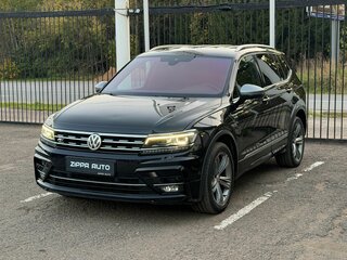 2019 Volkswagen Tiguan Allspace II, чёрный, 2639000 рублей, вид 3