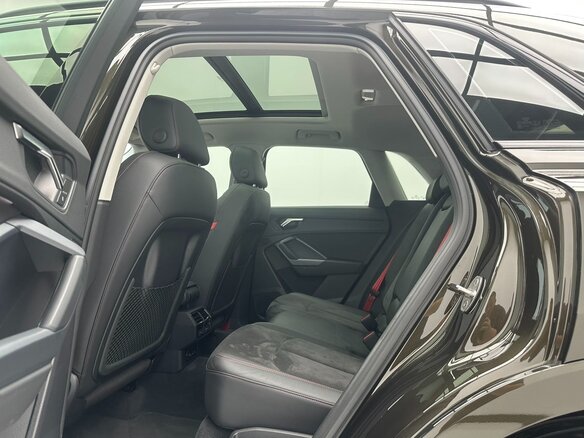 2022 Audi Q3 35 TFSI II (F3), чёрный, 2720000 рублей - вид 8