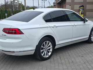 2017 Volkswagen Passat B8, белый, 2250000 рублей, вид 5