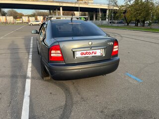 2010 Skoda Octavia I (A4) Рестайлинг, серый, 1200000 рублей, вид 5