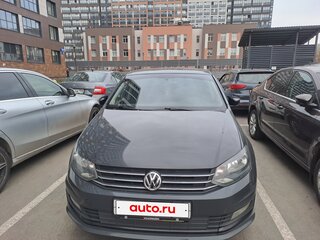 2017 Volkswagen Polo V Рестайлинг, серый, 910000 рублей, вид 4