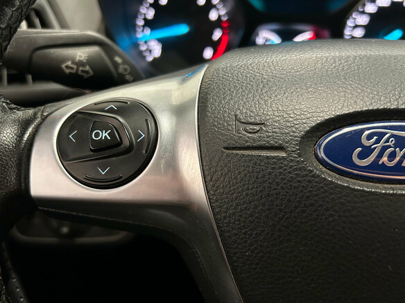 2015 Ford Kuga II, серый - вид 18