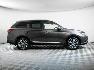 2021 Mitsubishi Outlander III Рестайлинг 3, серый, 2553000 рублей, вид 4