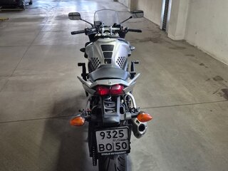 2006 Yamaha FZ1, серебристый, 550000 рублей, вид 4