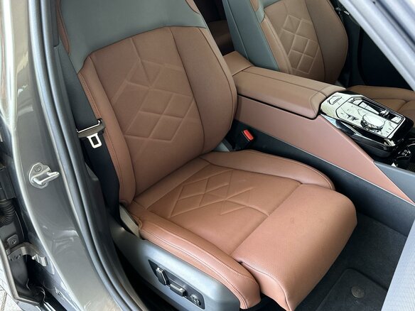 2025 BMW 5 серии 530i xDrive VIII (G60/G61/G68), серый, 8750000 рублей - вид 7