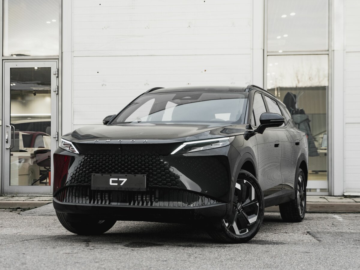 Открыть фотографии: Omoda C7