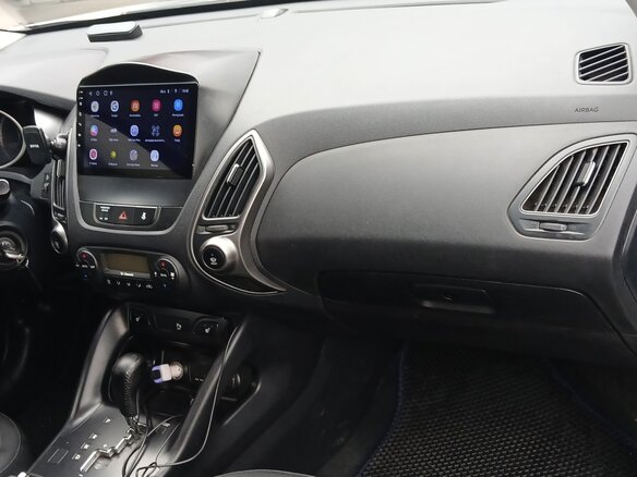 2014 Hyundai ix35 I Рестайлинг, серебристый, 1450000 рублей - вид 5